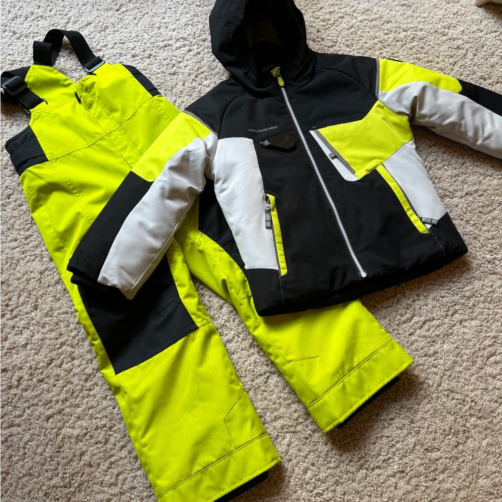 Six 6 Boys Obermeyer Jacket and Snow Bib. Black and bright yellow/green.